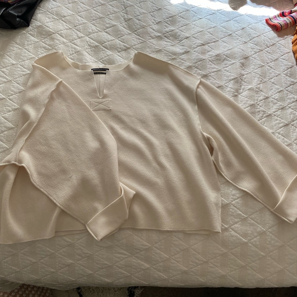 Cream urban outfitters float top